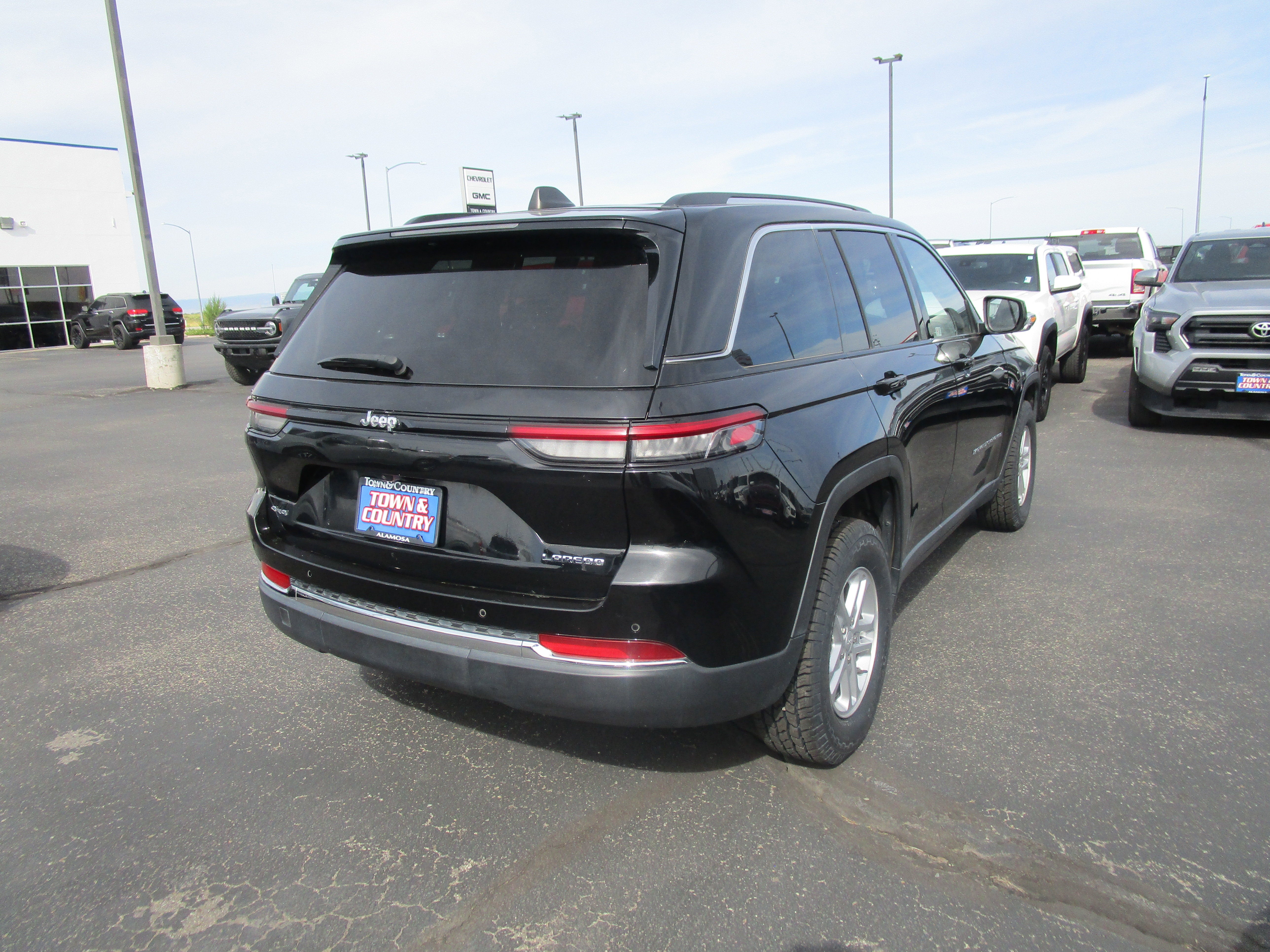 2023 Jeep Grand Cherokee Laredo