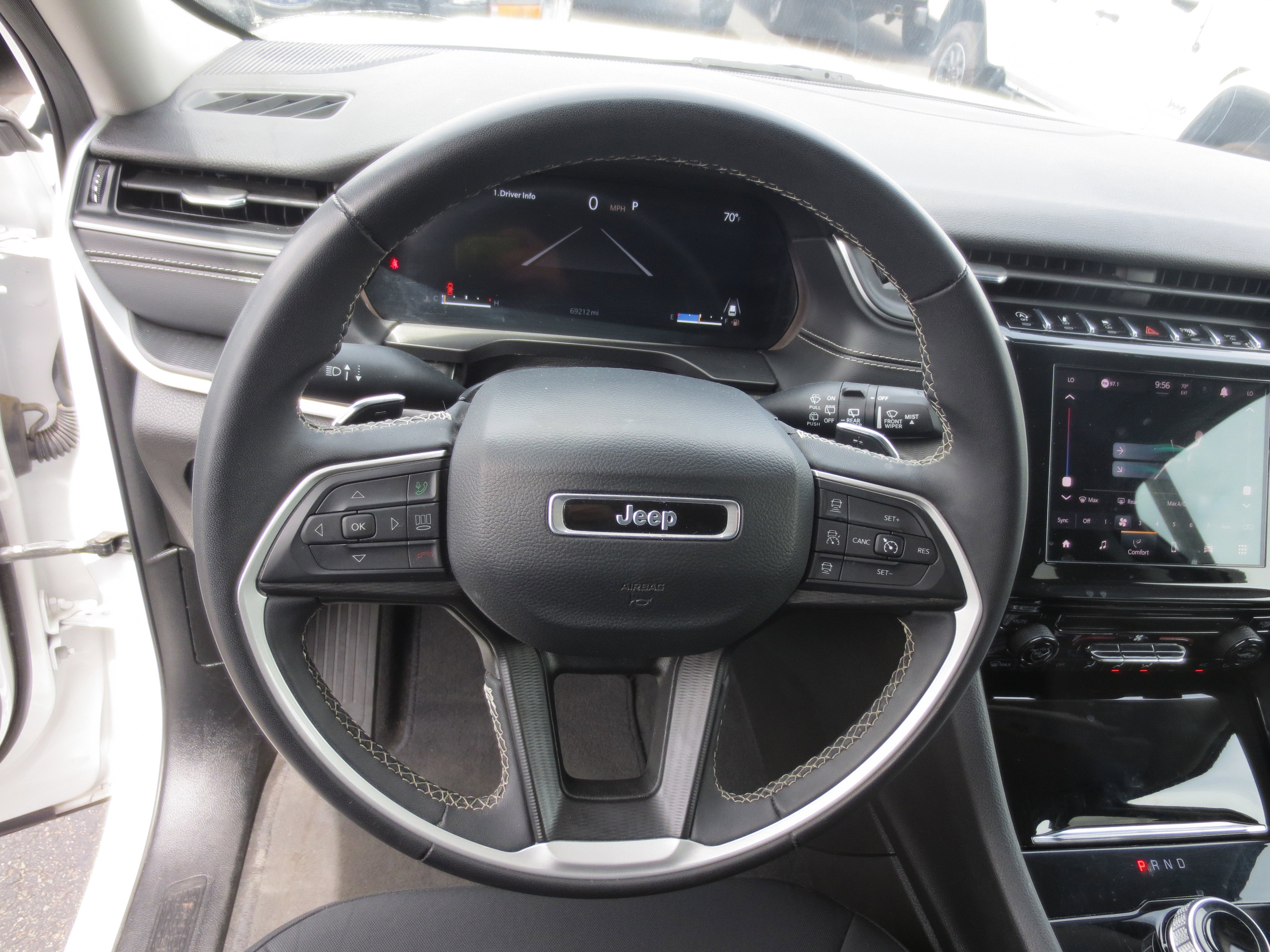 2023 Jeep Grand Cherokee Laredo