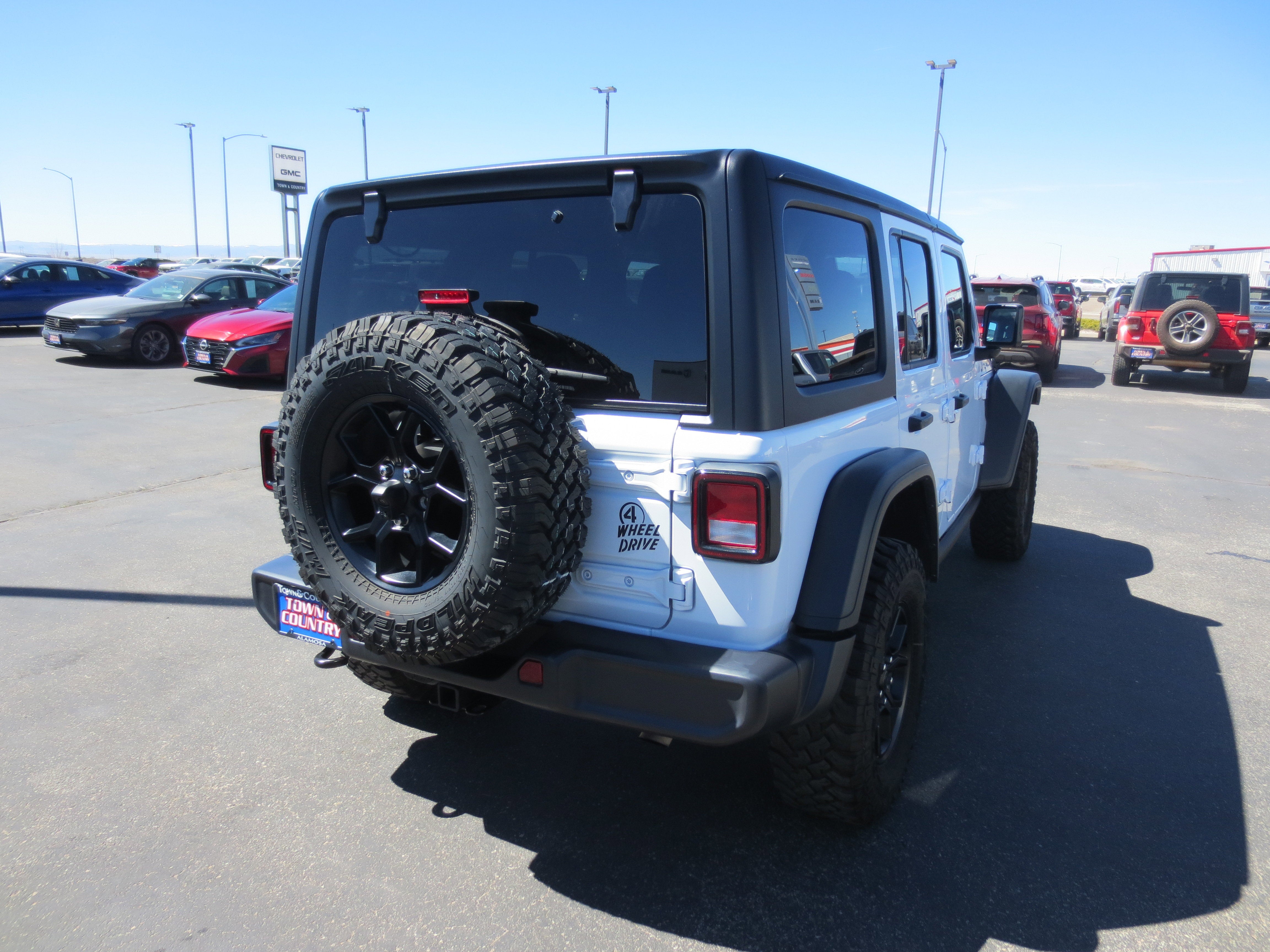 2025 Jeep Wrangler 4xe Willys
