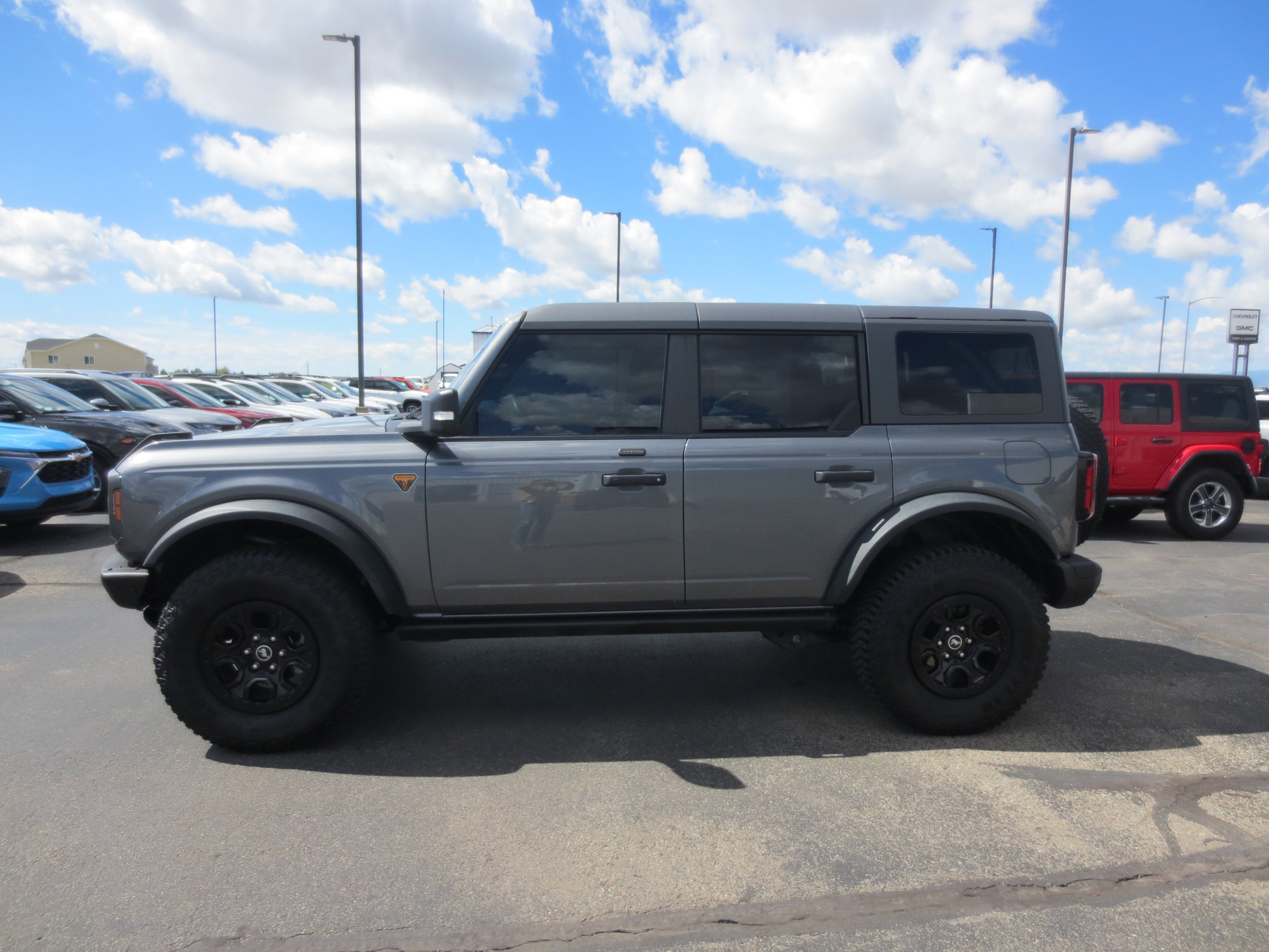 2023 Ford Bronco Base