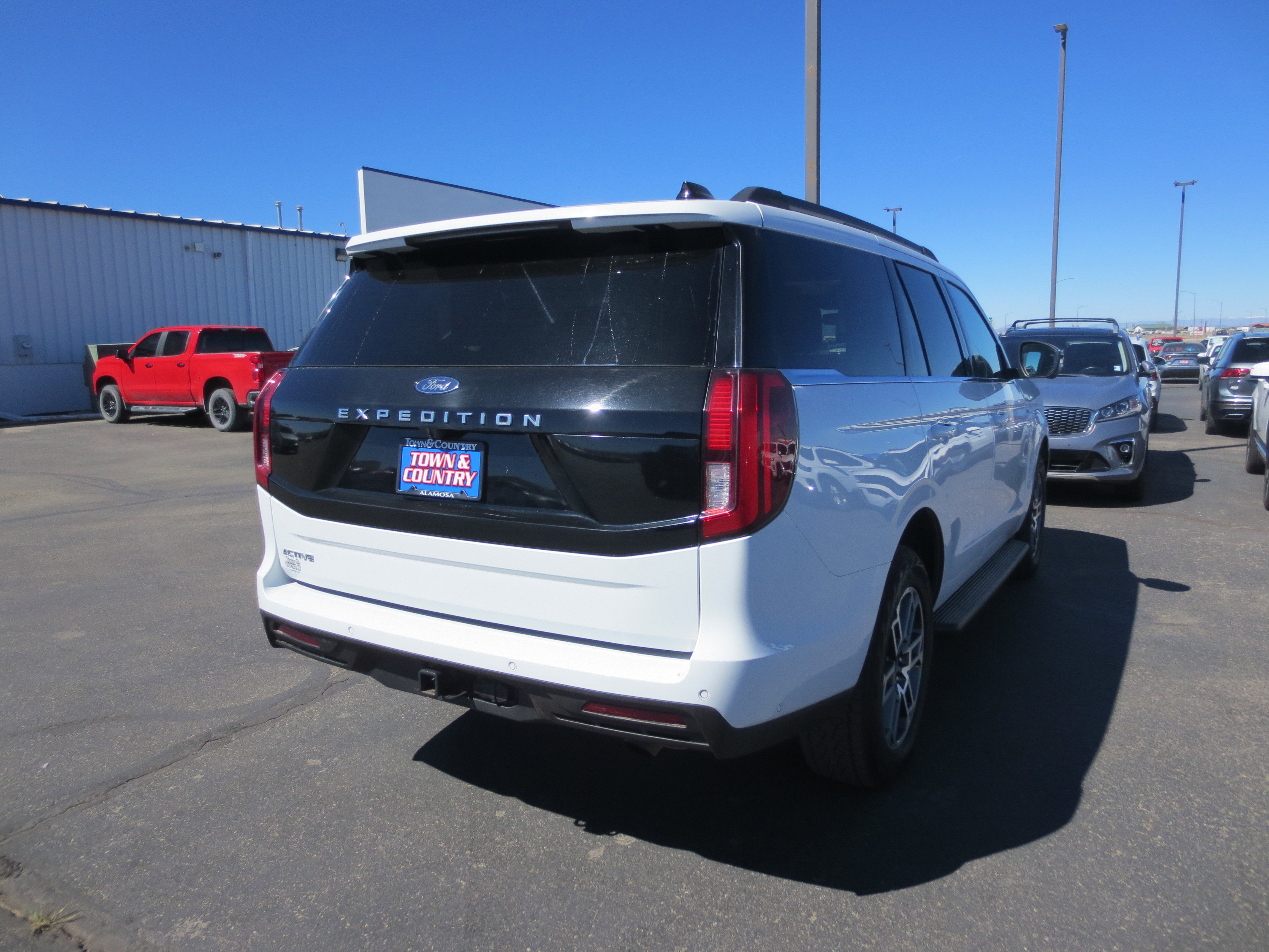 2025 Ford Expedition Active