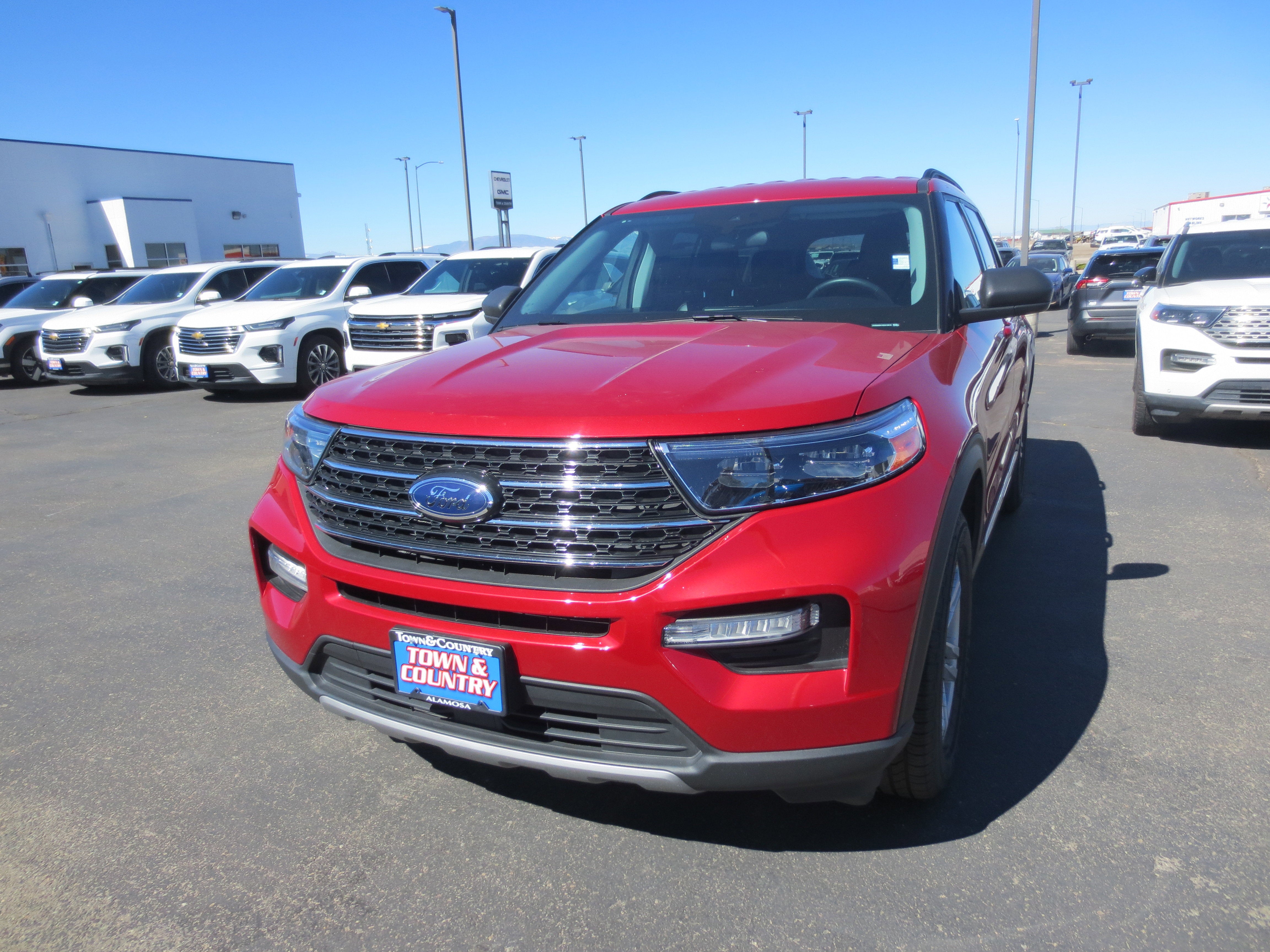 2024 Ford Explorer XLT