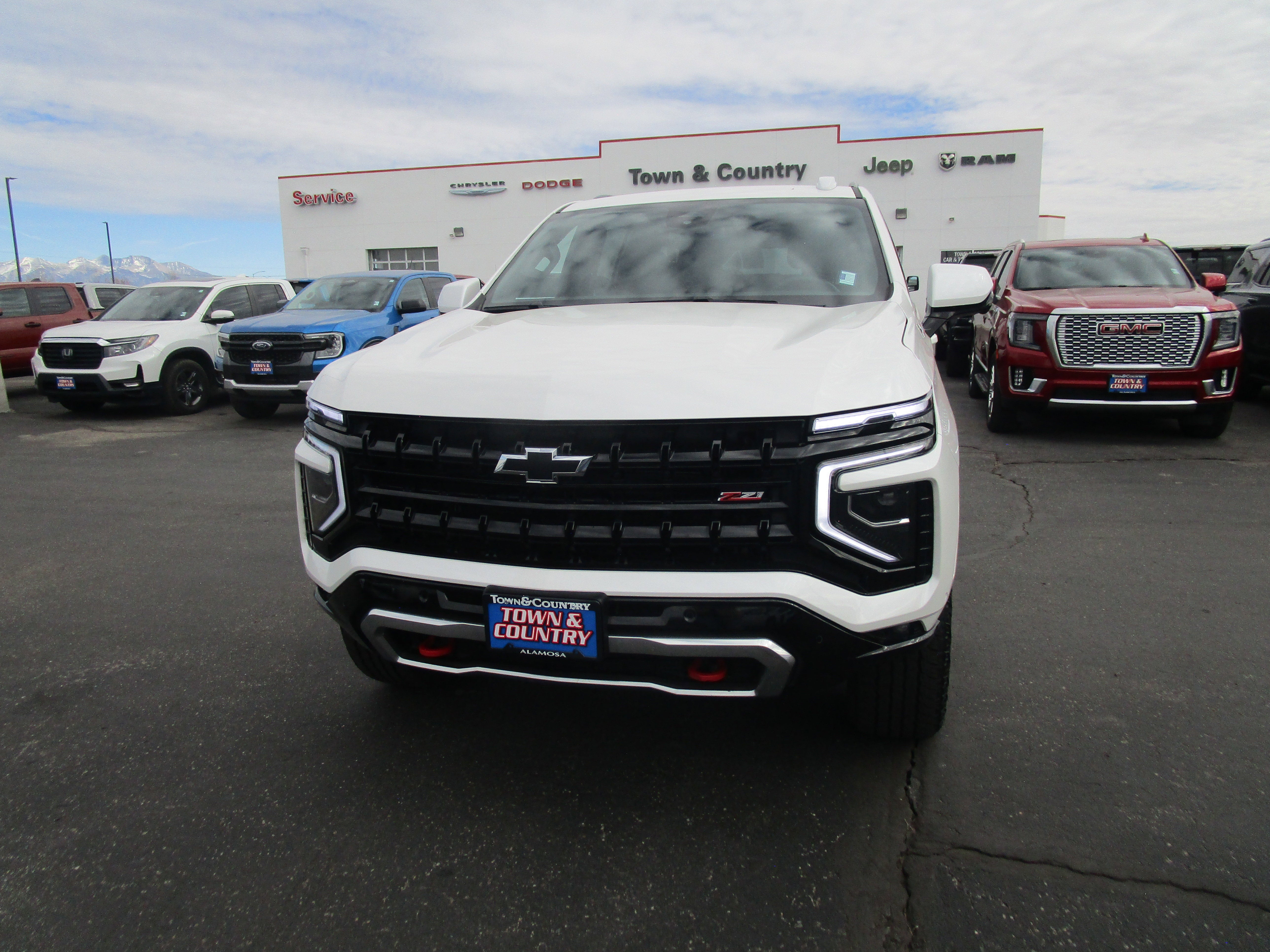 2025 Chevrolet Suburban Z71