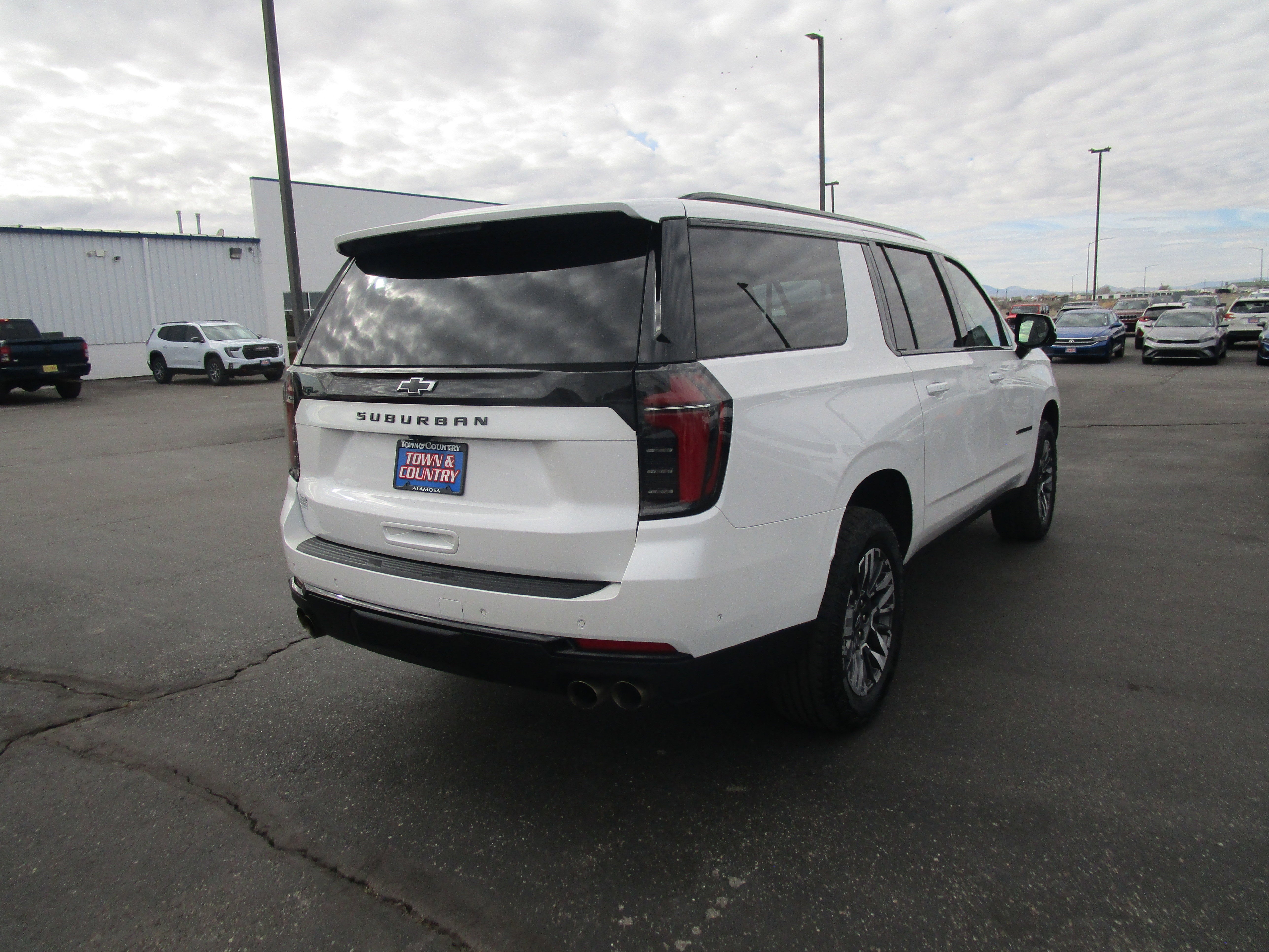 2025 Chevrolet Suburban Z71