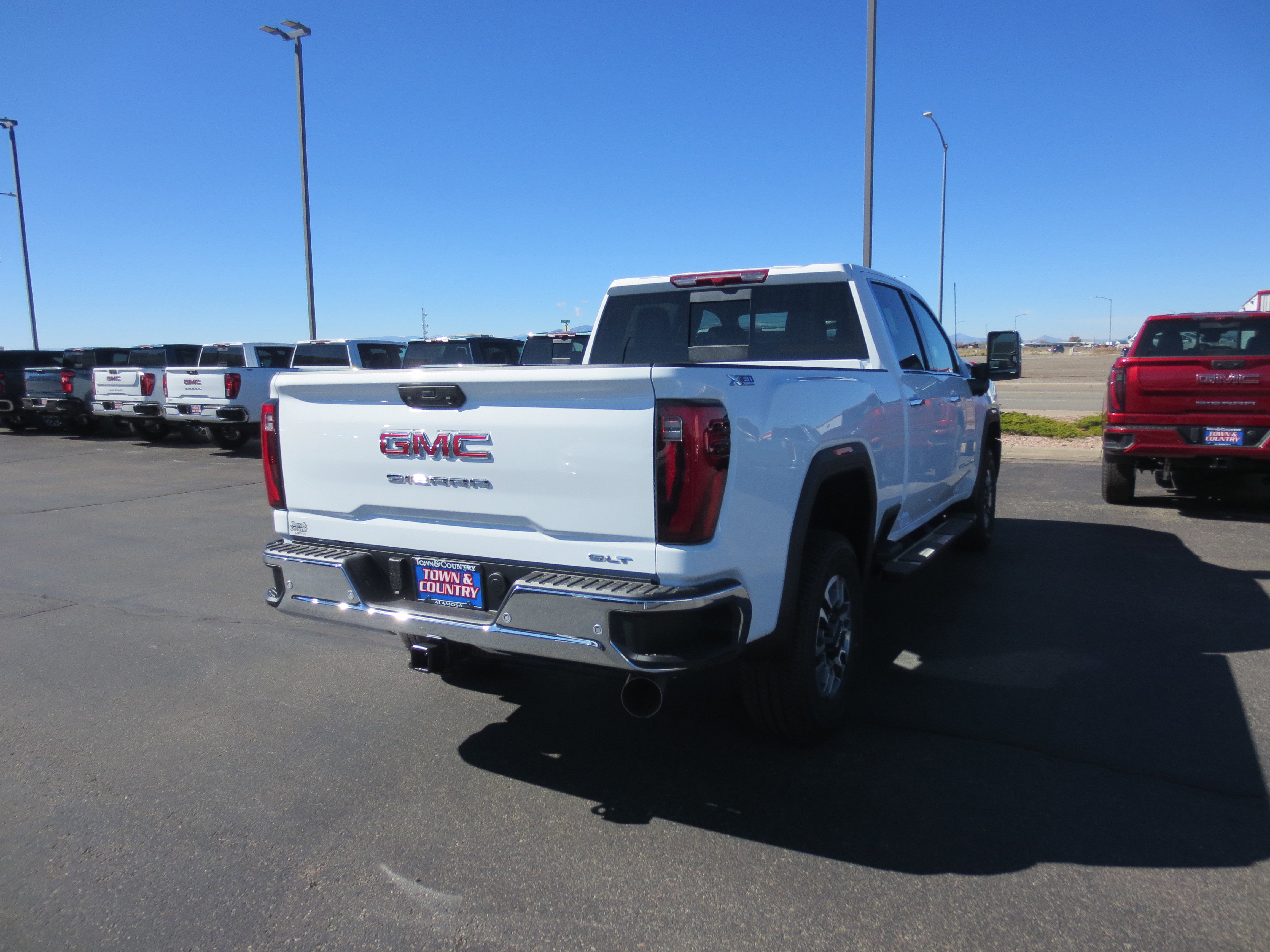 2026 GMC Sierra 2500 HD SLT