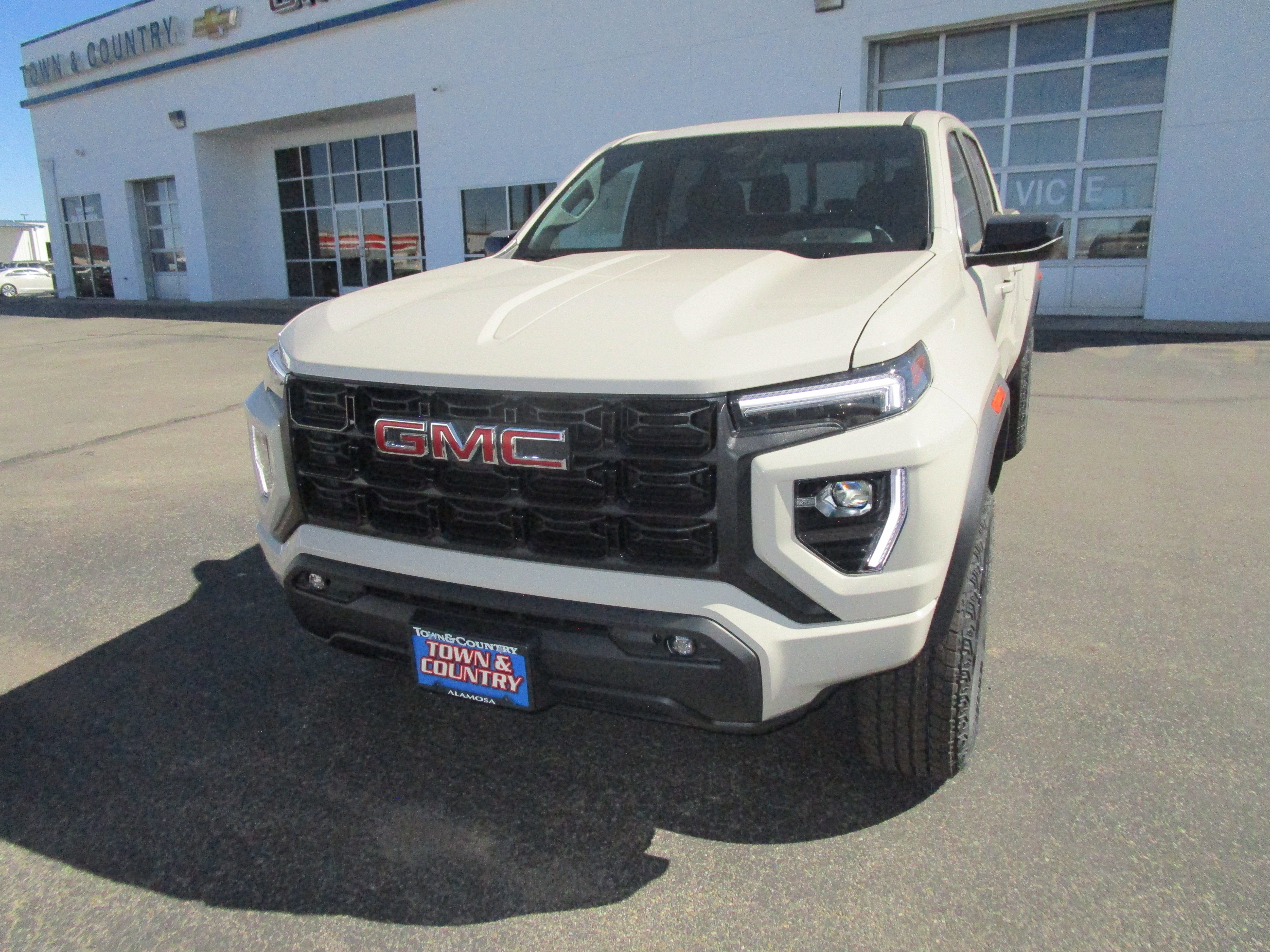2026 GMC Canyon Elevation