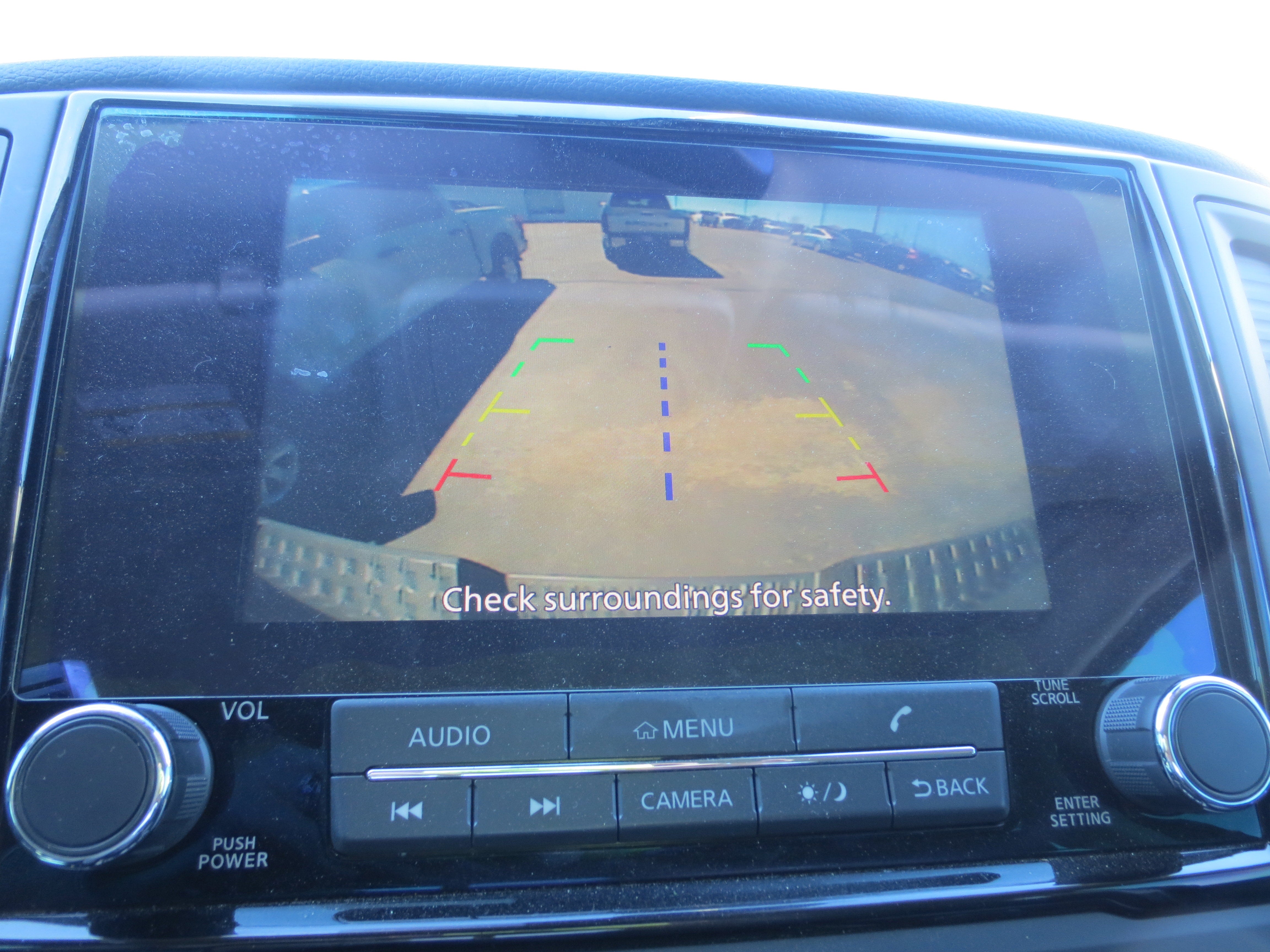 2024 Nissan Titan XD SV