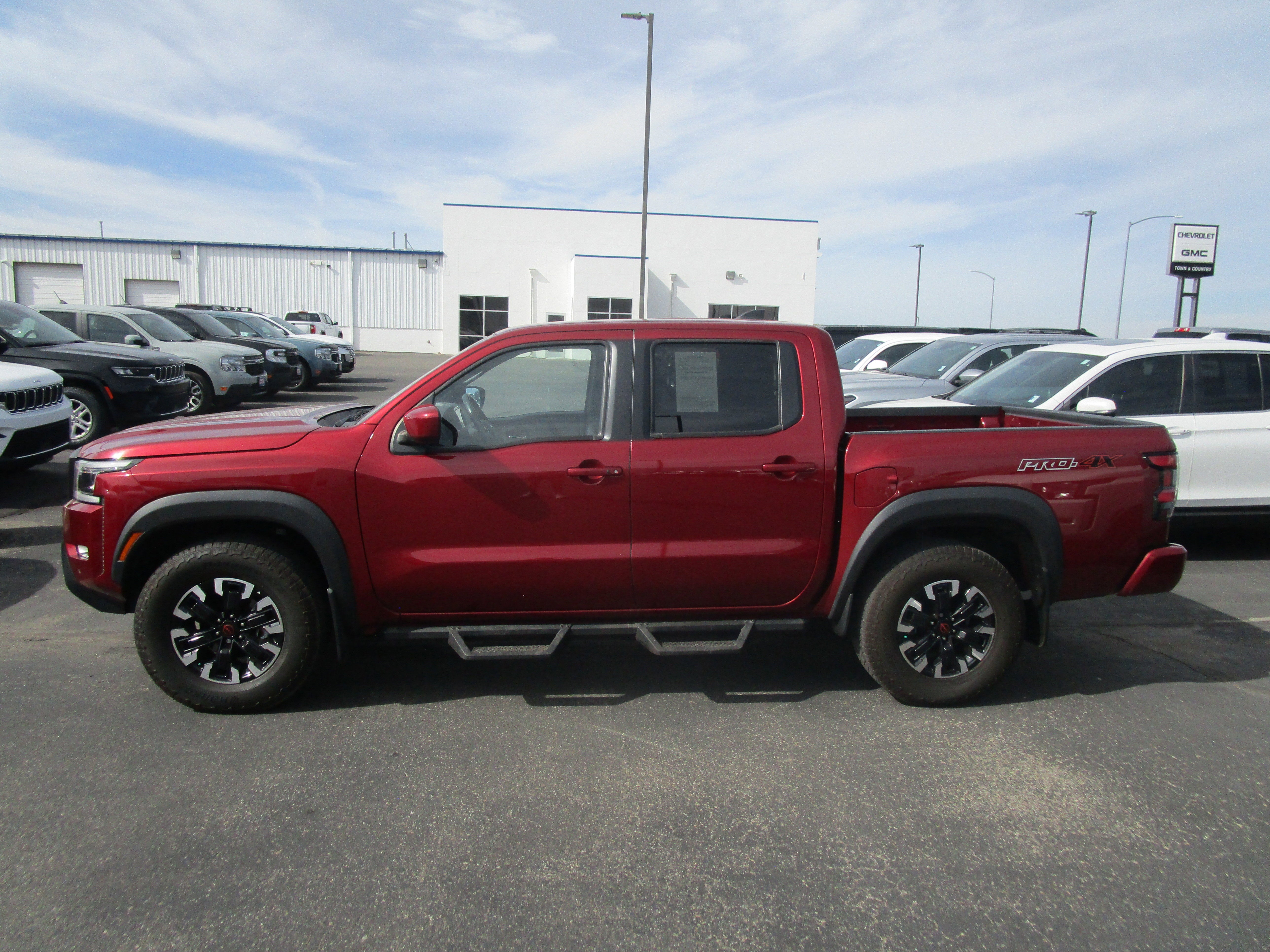 2022 Nissan Frontier PRO-4X