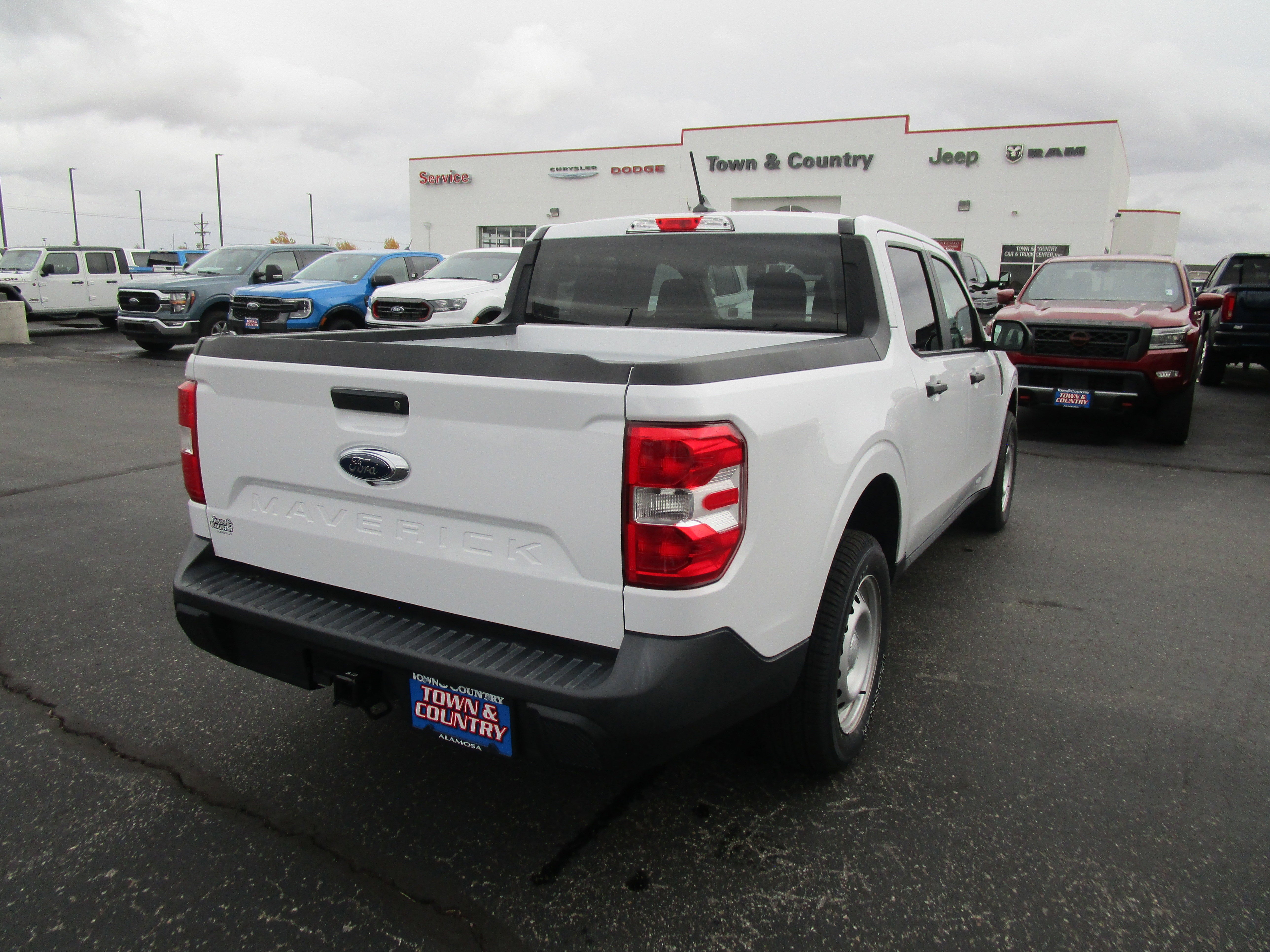 2022 Ford Maverick XL