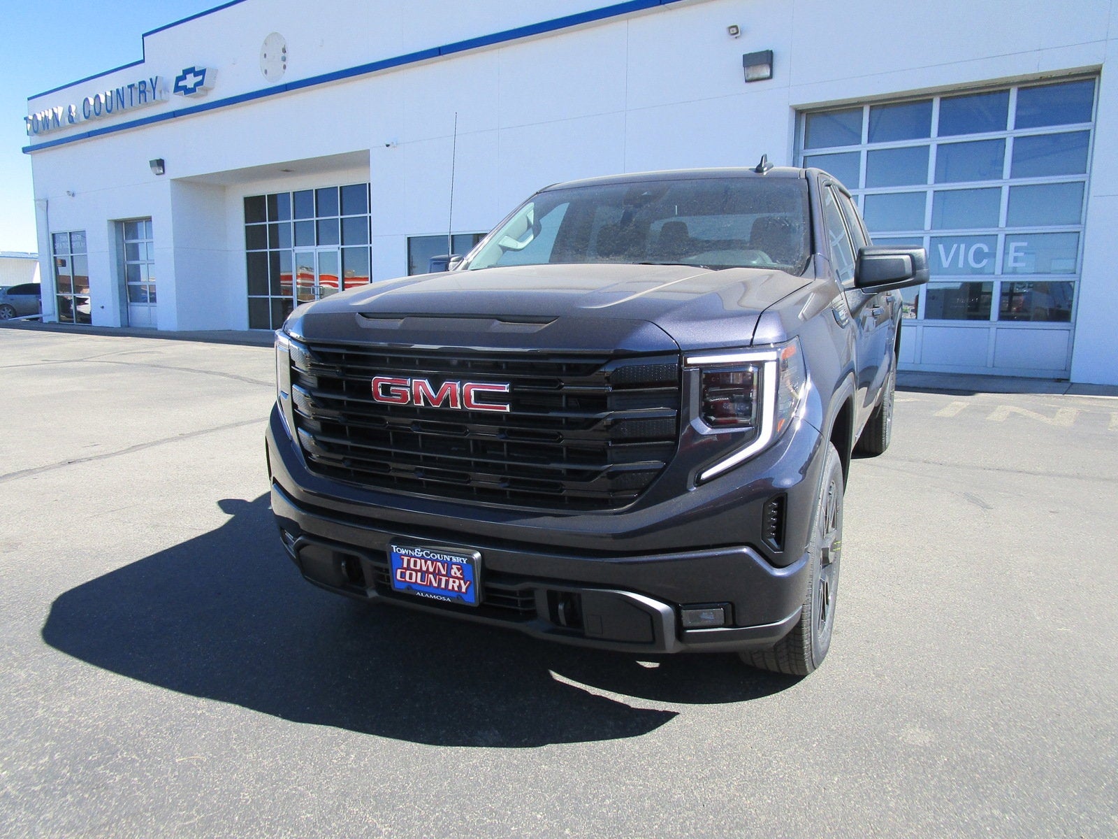2025 GMC Sierra 1500 Elevation