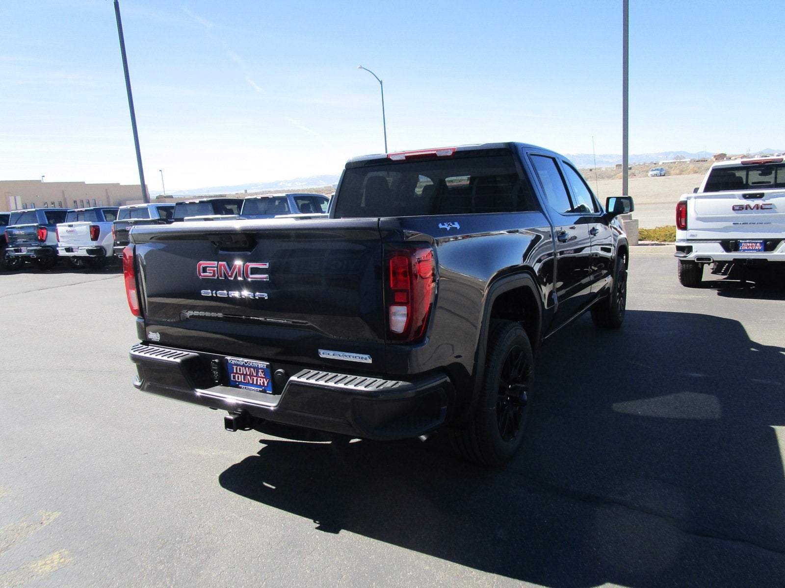 2025 GMC Sierra 1500 Elevation