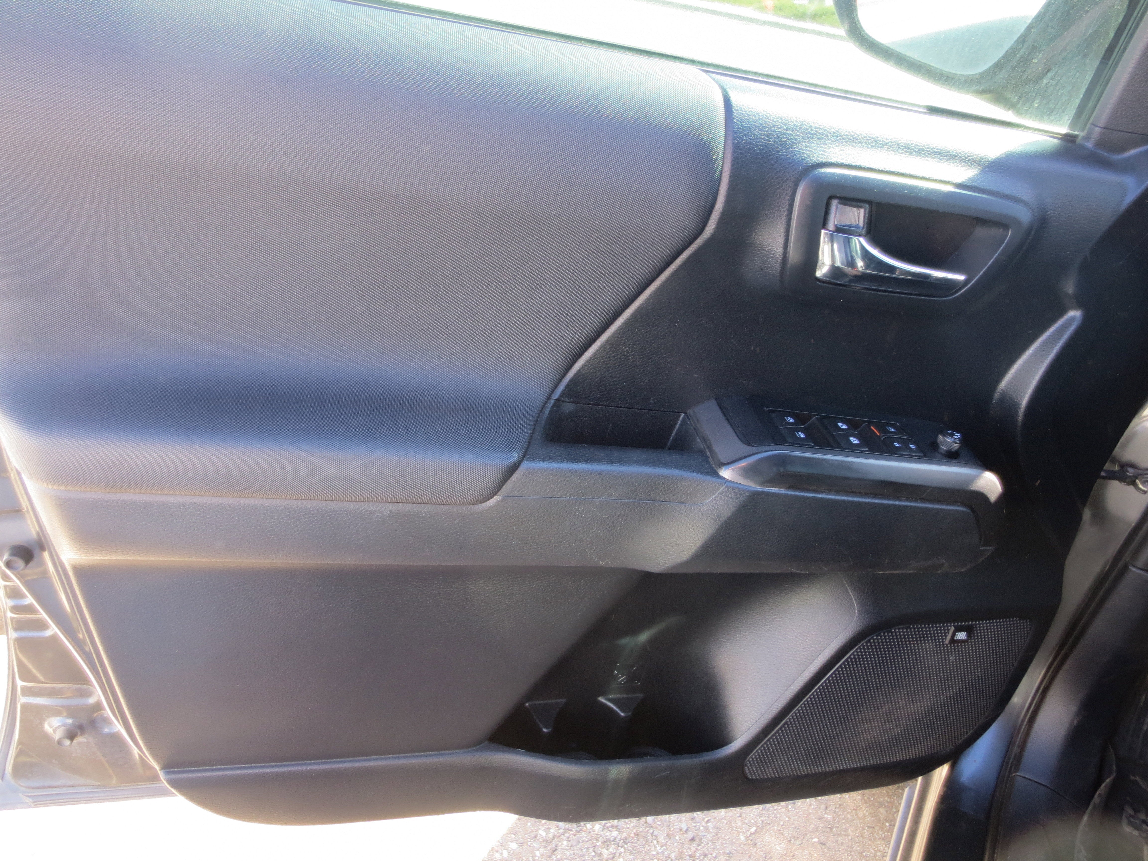 2019 Toyota Tacoma 4WD SR