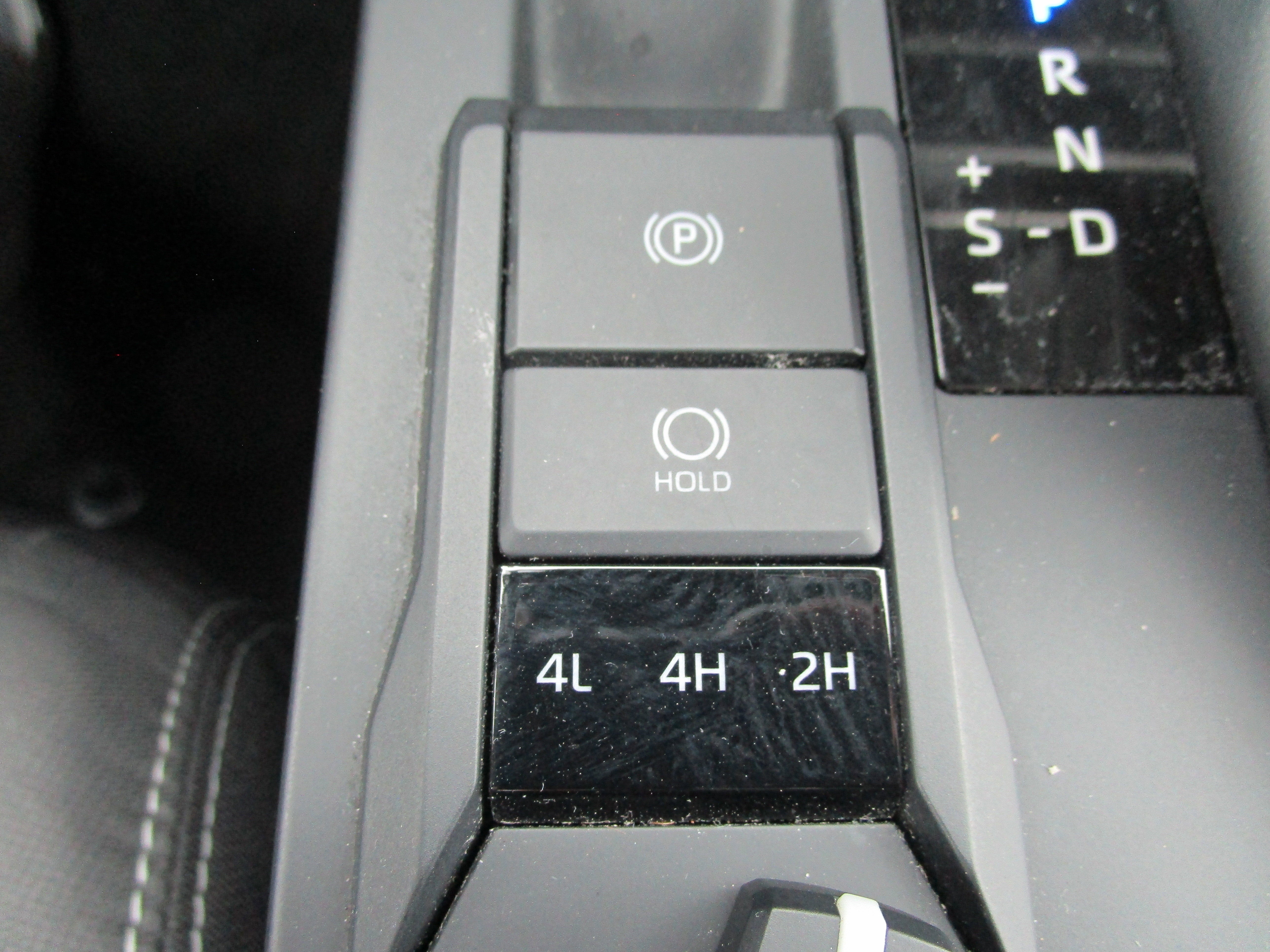 2025 Toyota Tacoma 4WD SR