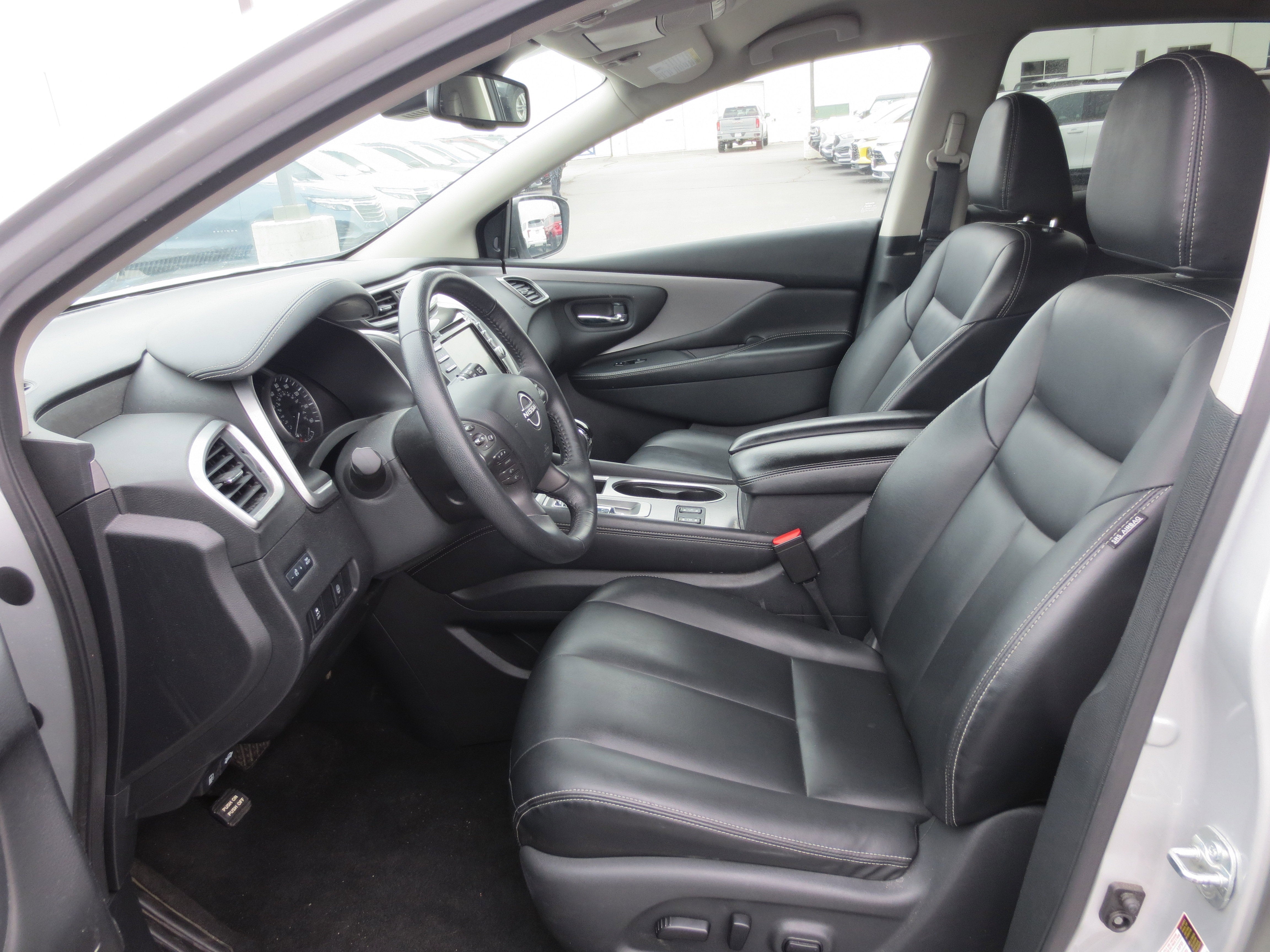 2023 Nissan Murano SV