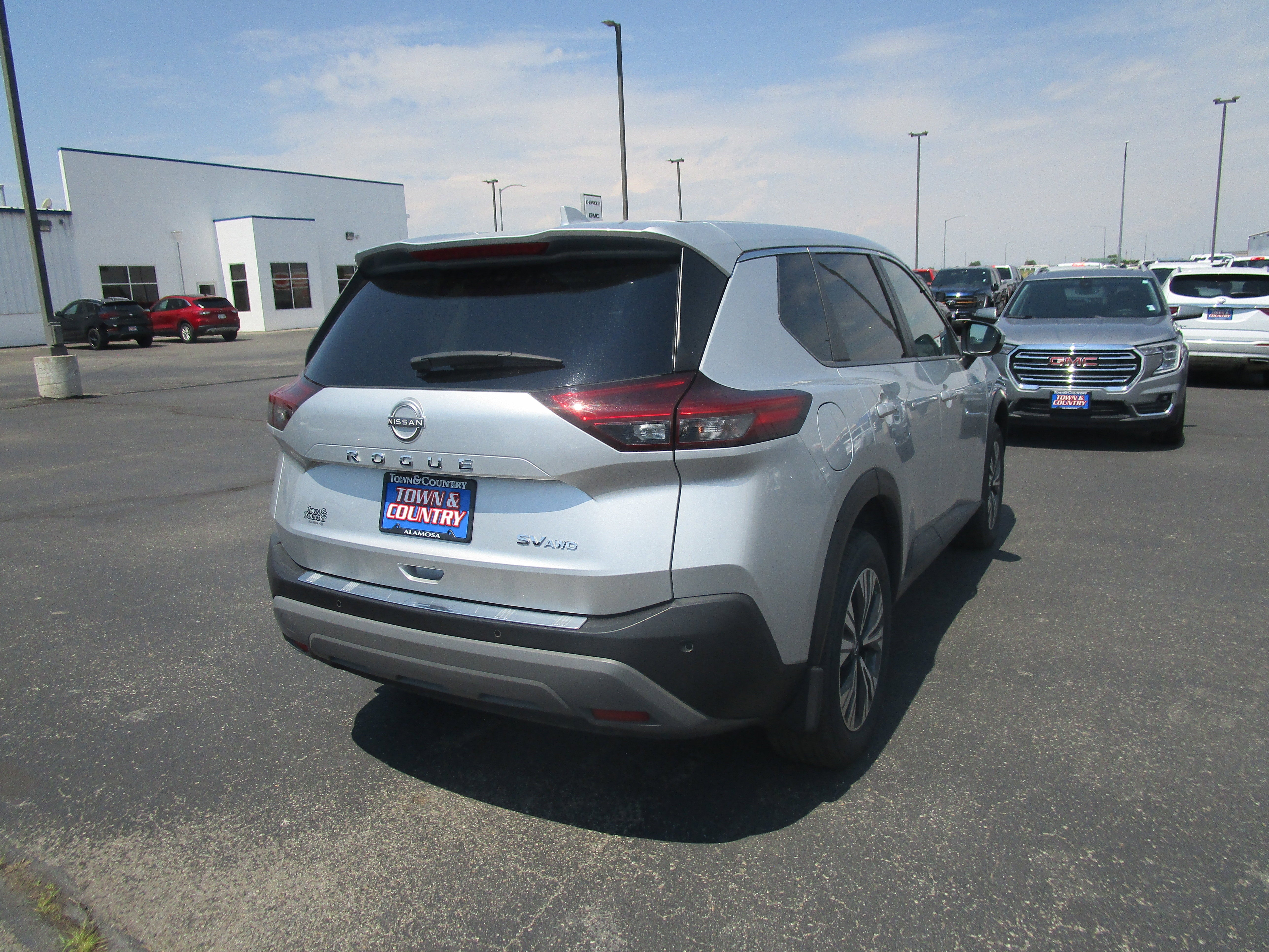 2023 Nissan Rogue SV