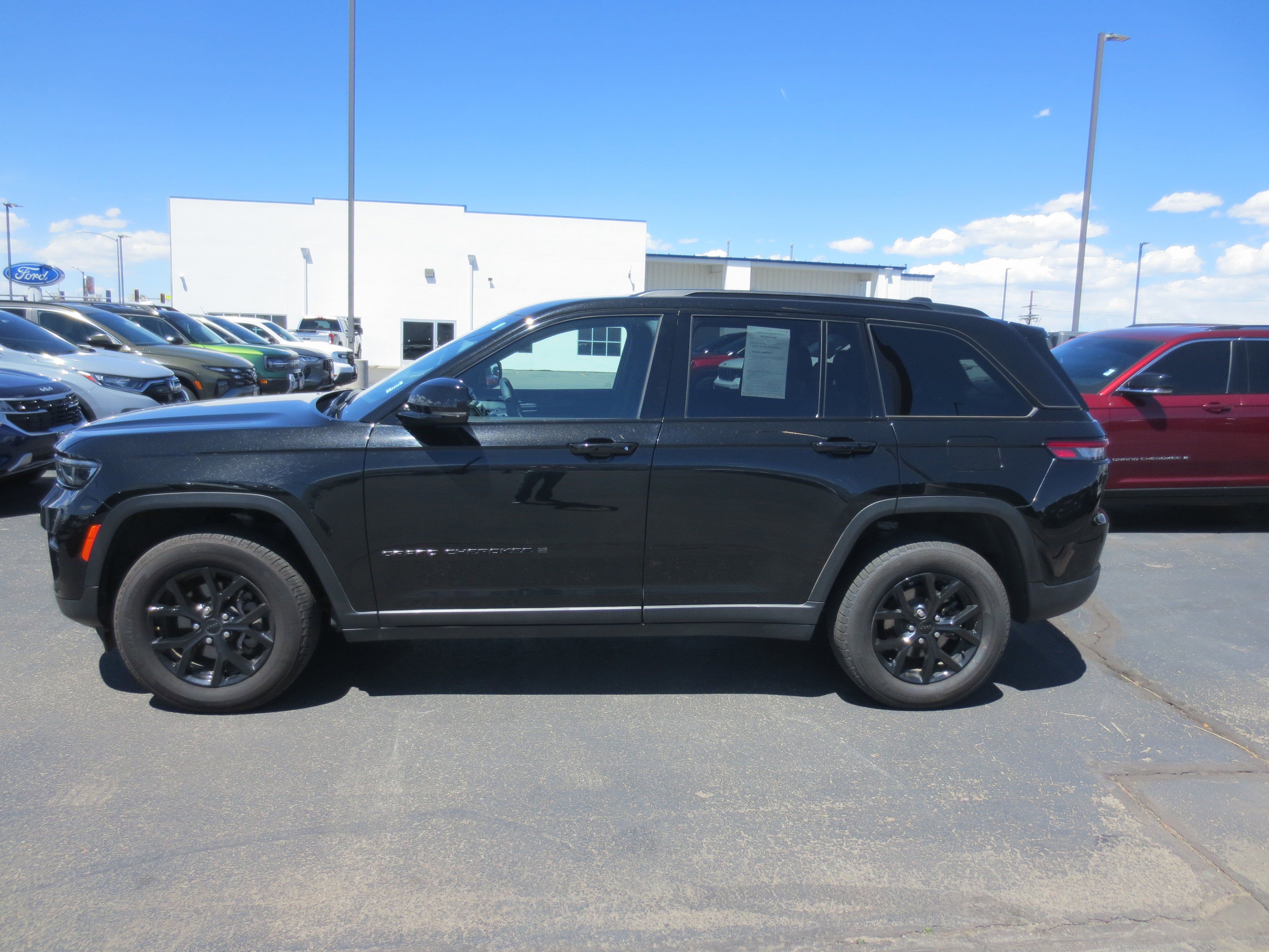 2025 Jeep Grand Cherokee Altitude