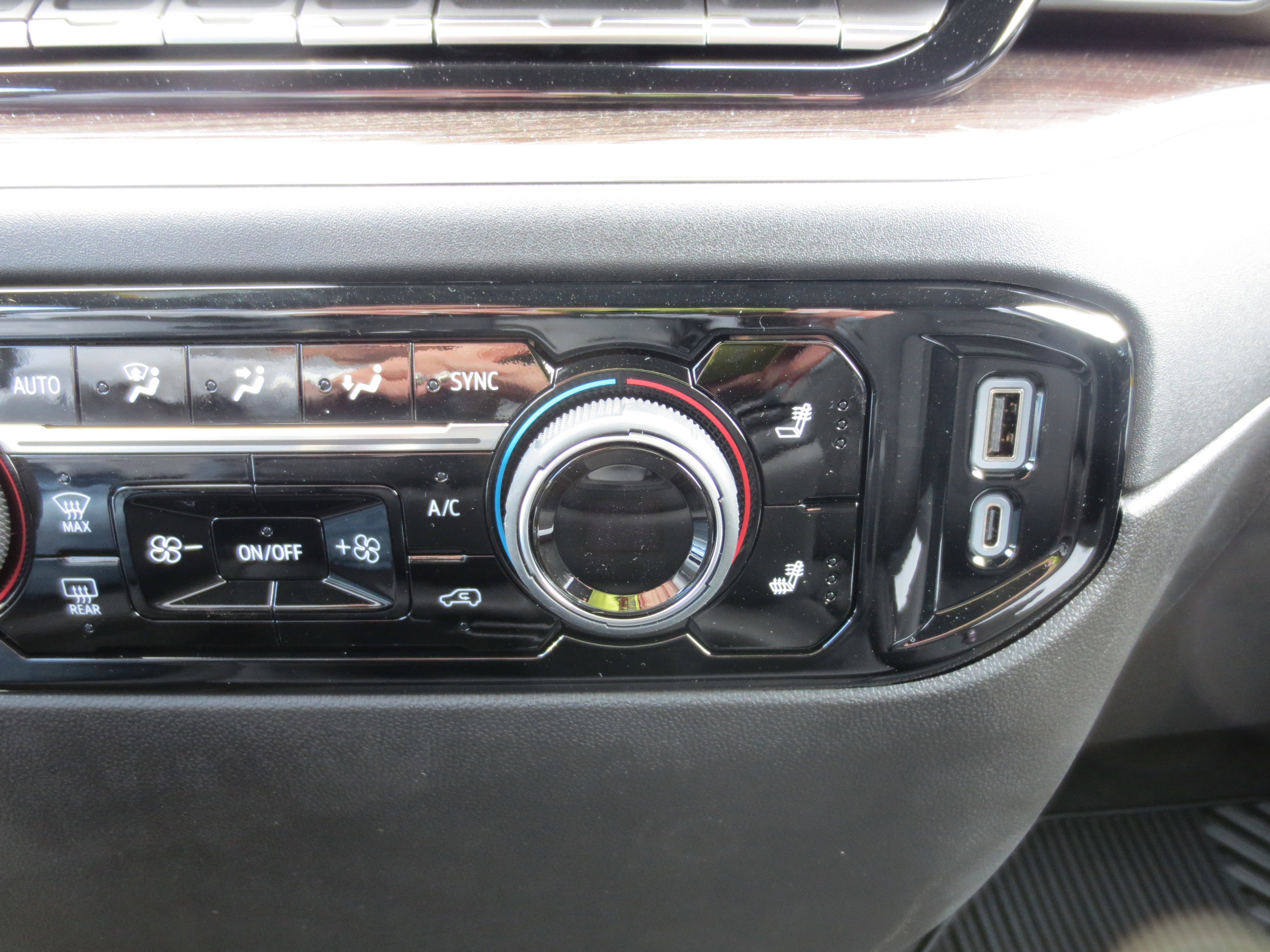 2026 Chevrolet Silverado 1500 LT - Photo 13