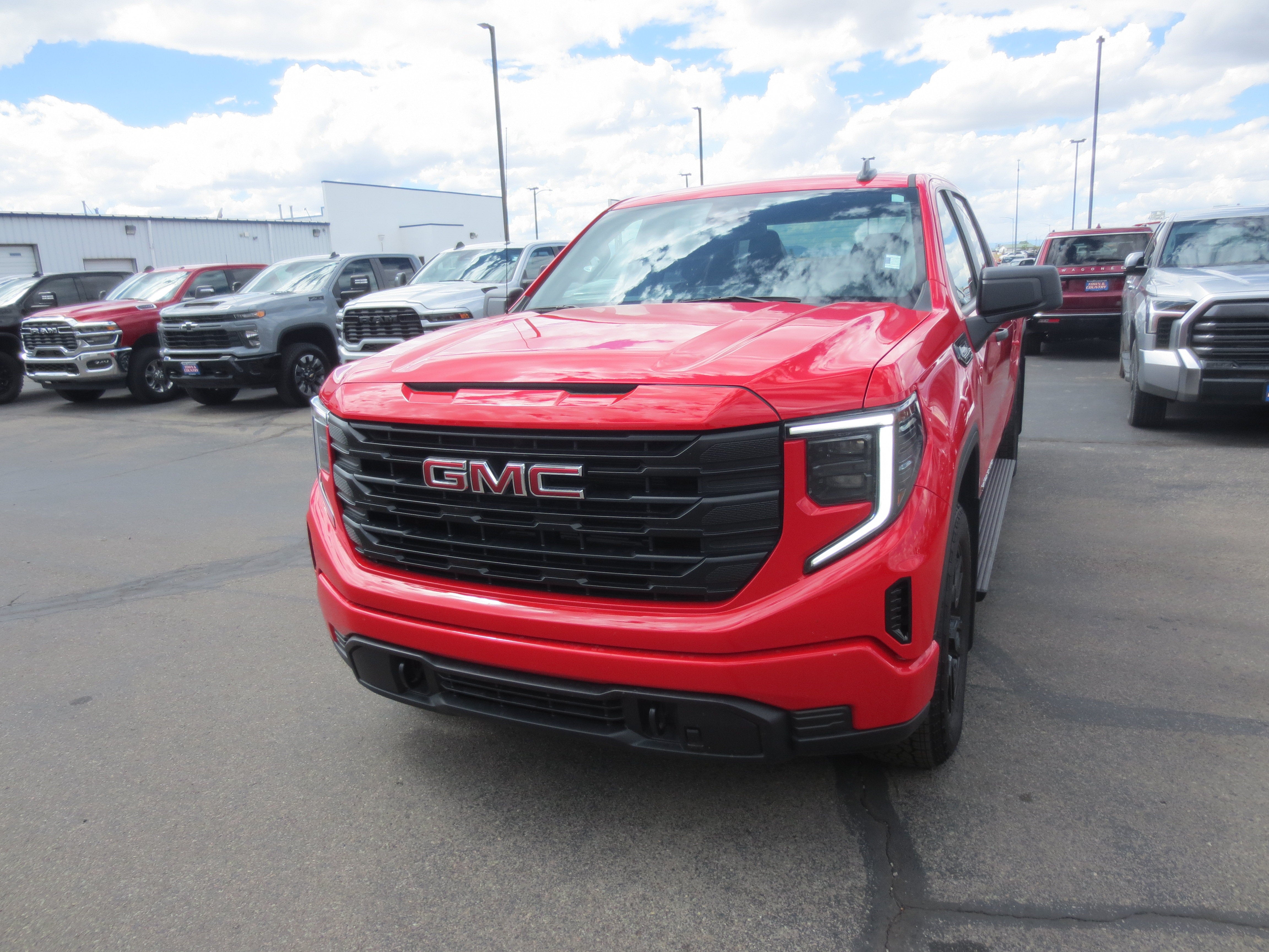 2025 GMC Sierra 1500 Pro
