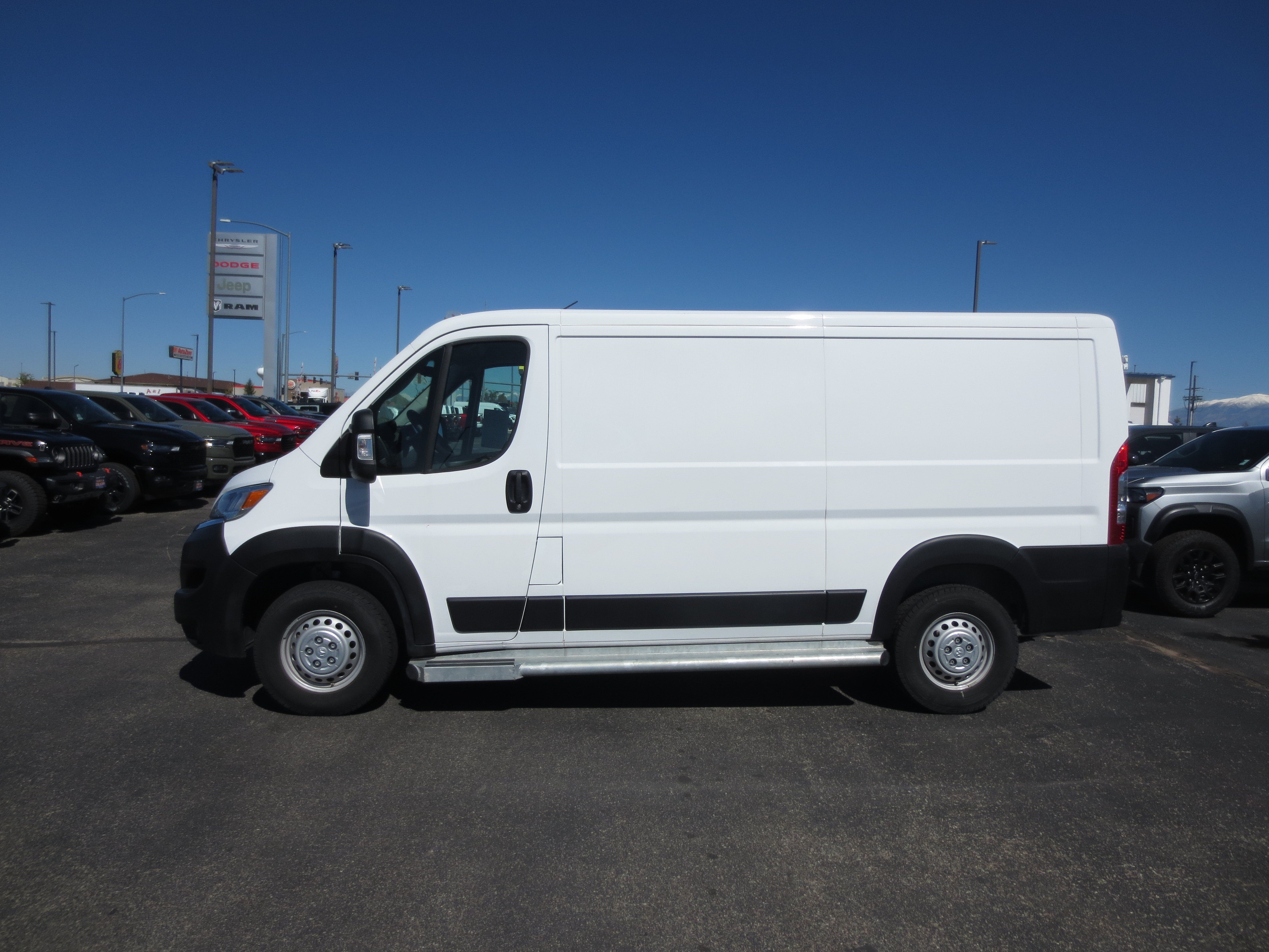 2025 RAM ProMaster Cargo Van Tradesman