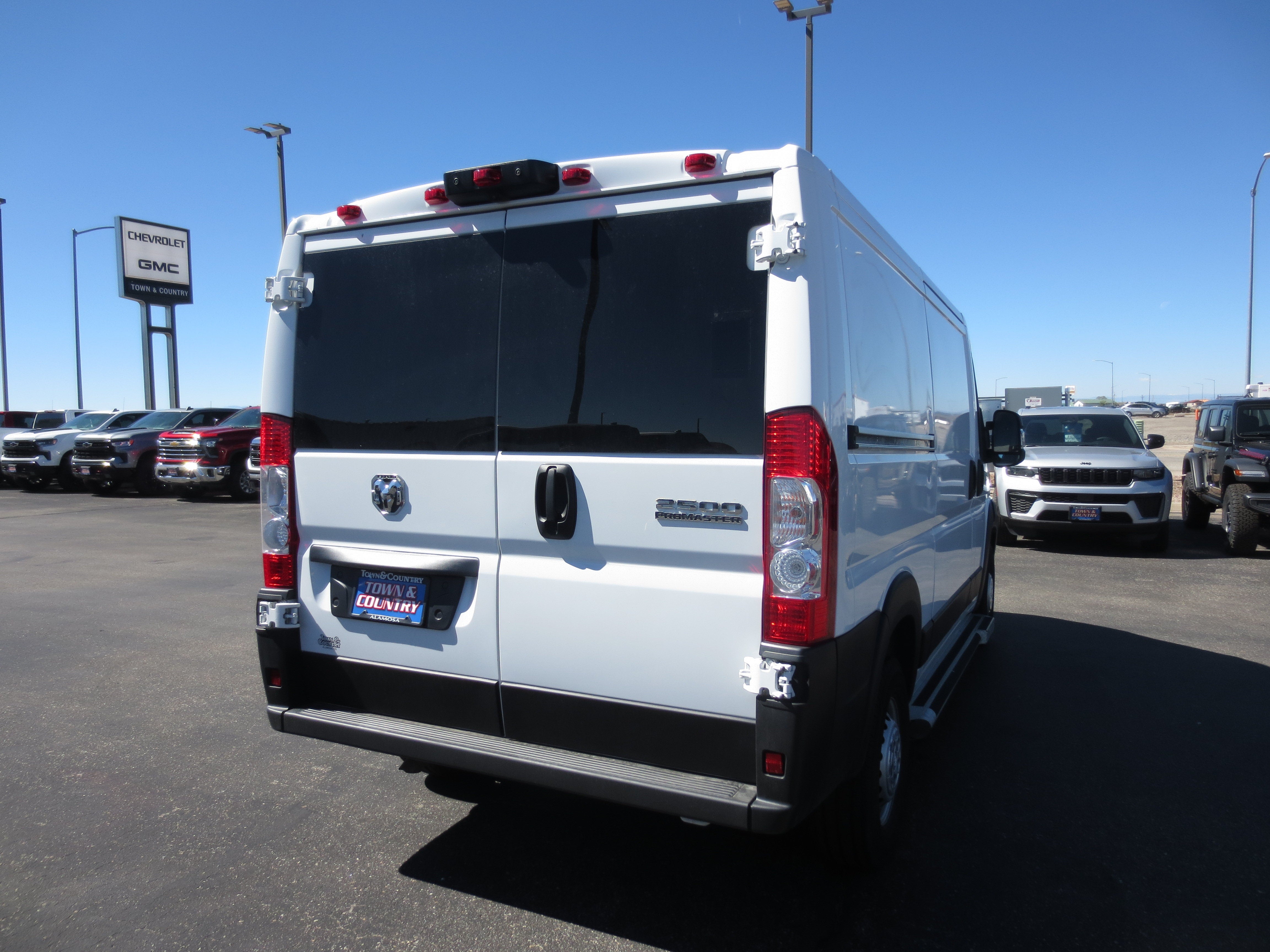 2025 RAM ProMaster Cargo Van Tradesman