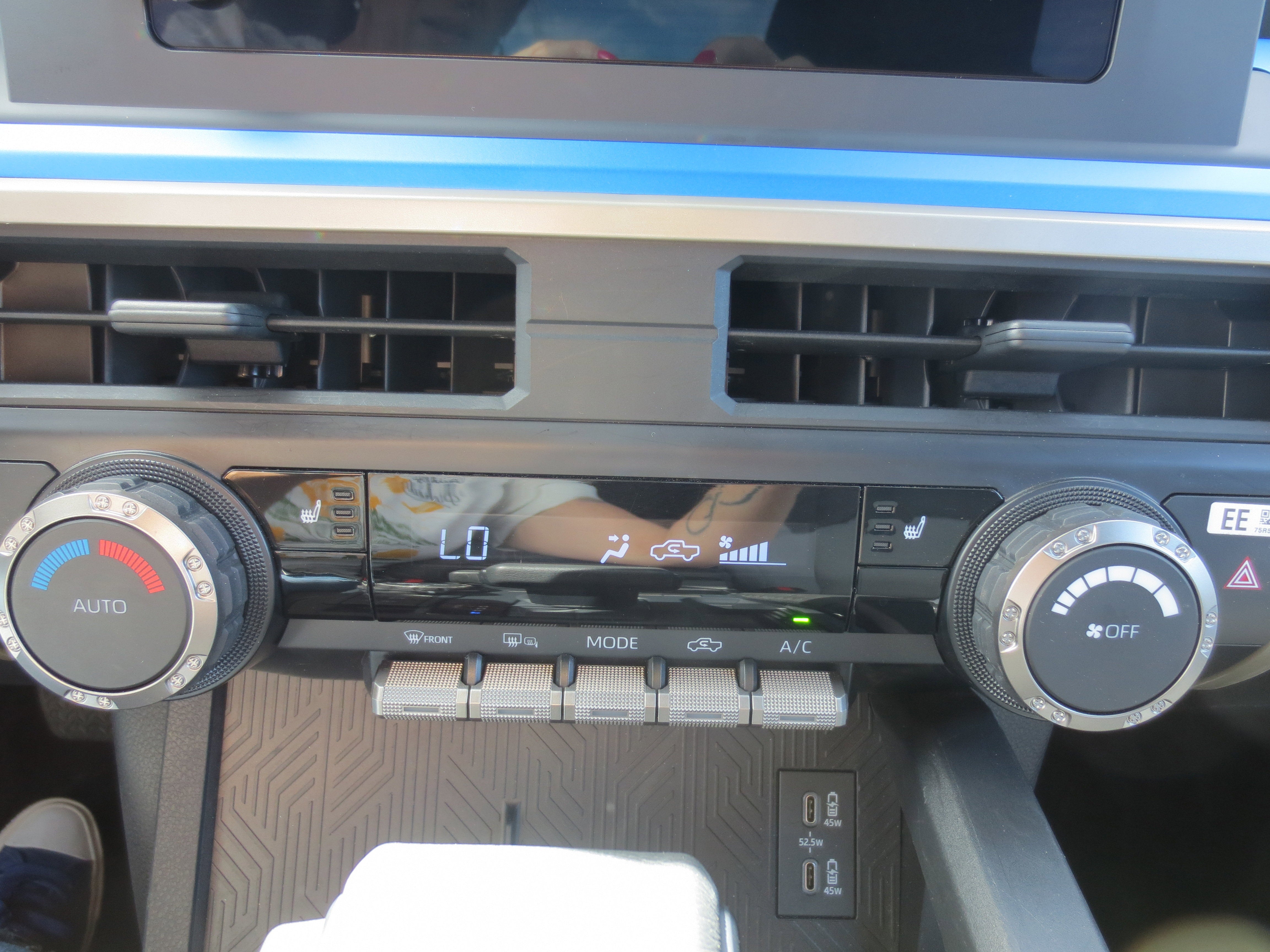 2025 Toyota Tacoma 4WD SR