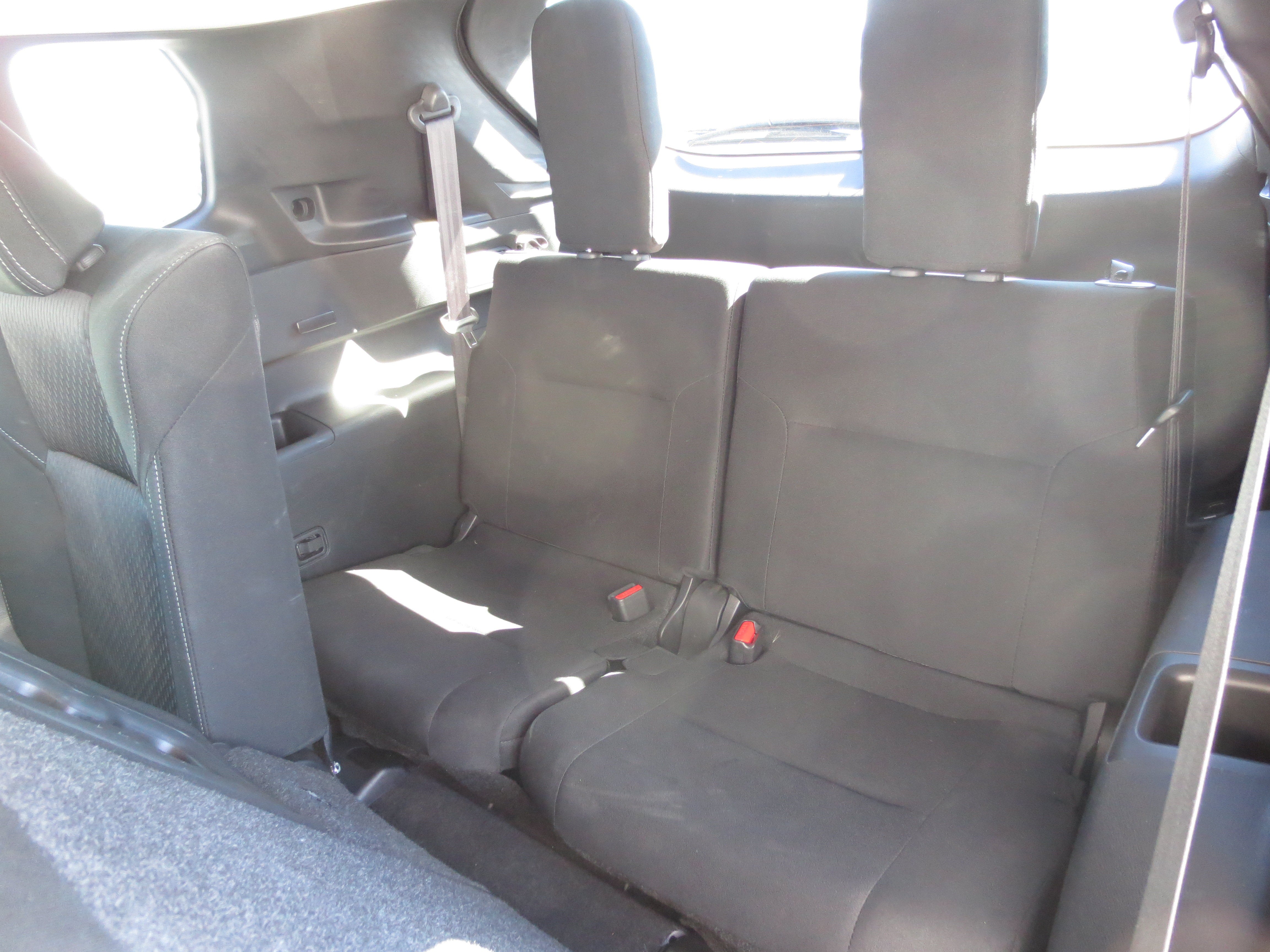 2025 Mitsubishi Outlander ES