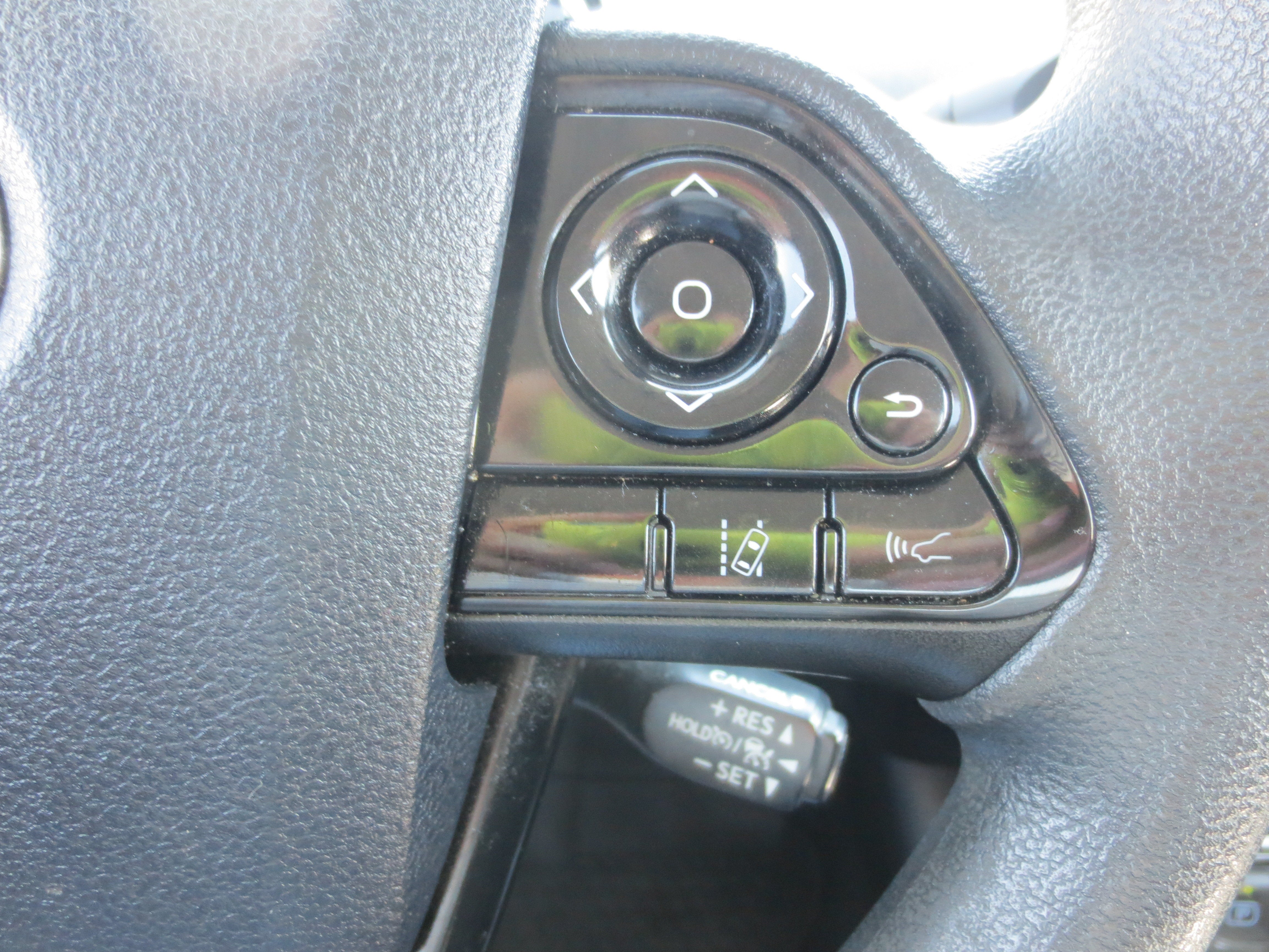 2022 Toyota Prius L Eco